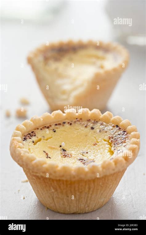 Egg custard tart with nutmeg Stock Photo - Alamy