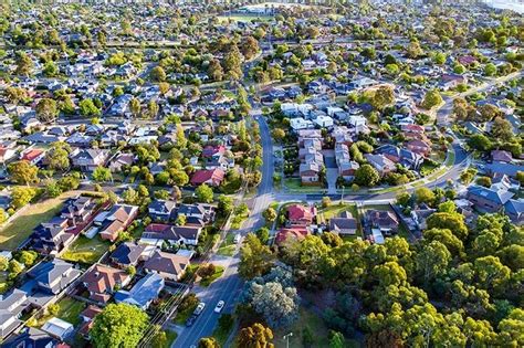 MELBOURNE’S HOUSE PRICES ON A RAPID RISE, WITH STRONG GROWTH IN 10 YEARS | NDL Realty