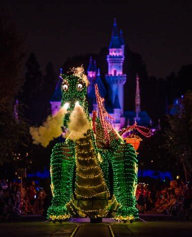 Main Street Electrical Parade at Disneyland - Disney Tourist Blog