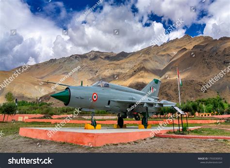 131 Mig 21 Indian Images, Stock Photos, 3D objects, & Vectors ...