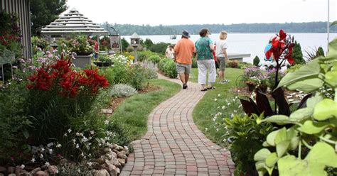 Master Gardeners celebrate 15th anniversary Garden Walk