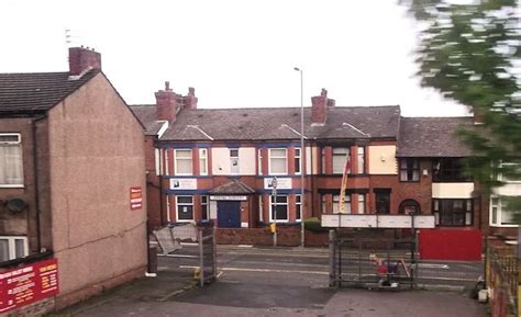 Newton dental surgery in Wargrave Road © John Firth :: Geograph Britain ...