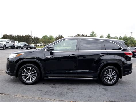 2019 Pre-Owned Toyota Highlander Hybrid XLE AWD AWD SUV