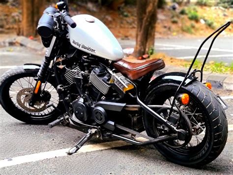 Harley Davidson Street 750 to Bobber by undercover engineer