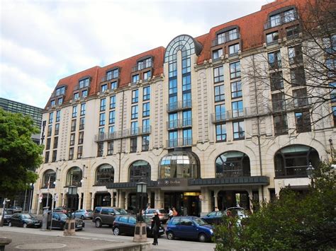 Hilton Berlin Review - Travel Network