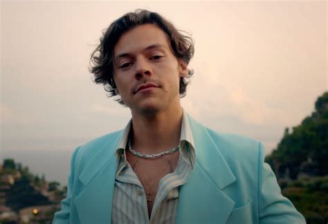 Harry Styles: cinco mejores momentos de moda del video musical 'Golden ...