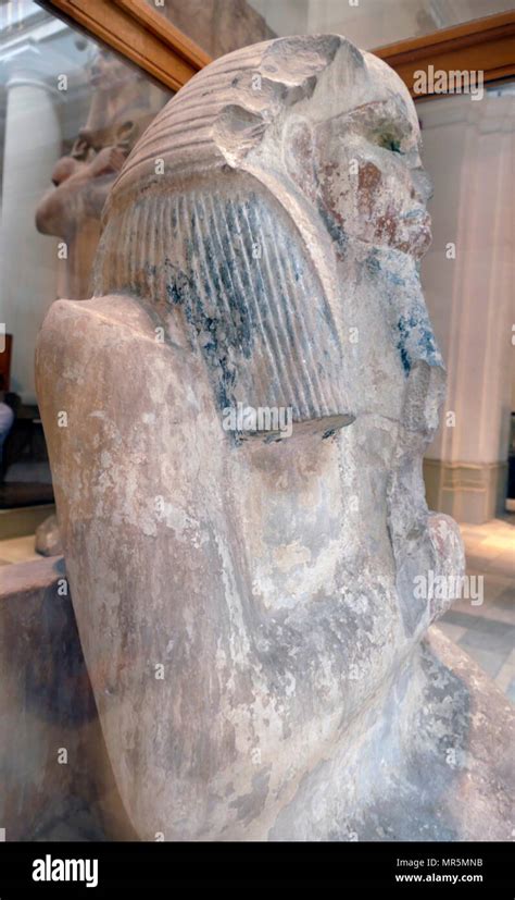 King djoser statue hi-res stock photography and images - Alamy