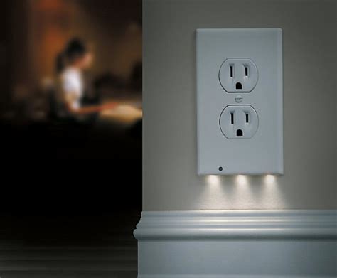 Night Angel 3 LED Duplex Night Light Outlet Cover only $7.99 Shipped (Reg. $20) - ModMomTV