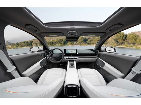 2023 Hyundai Ioniq 6: 72 Interior Photos | U.S. News