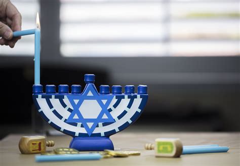 Menorah Lighting and Chanukah Celebration | JewishBoston