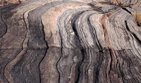 Metamorphic Rock Facts: Fascinating Types of Metamorphic Rocks ...