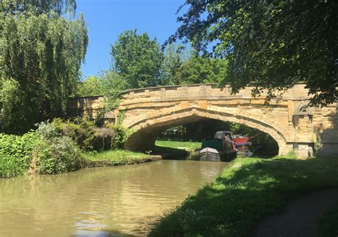 A short history of canal bridges in Britain