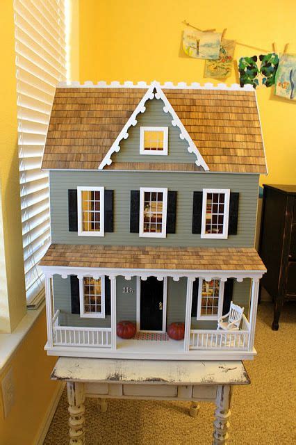 Beautiful DIY dollhouse kit from Hobby Lobby. i want to make chloe from scratch , but get room ...