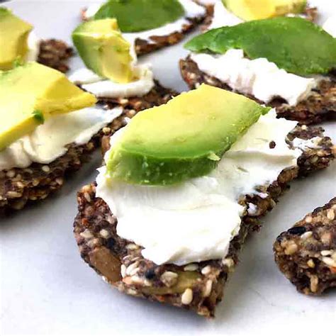 Flax Seed Crackers [Low Carb & Keto] - Resolution Eats