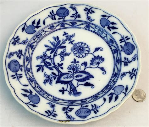 Lot - Antique Meissen Cauldon England Porcelain Blue Onion Dinner Plate