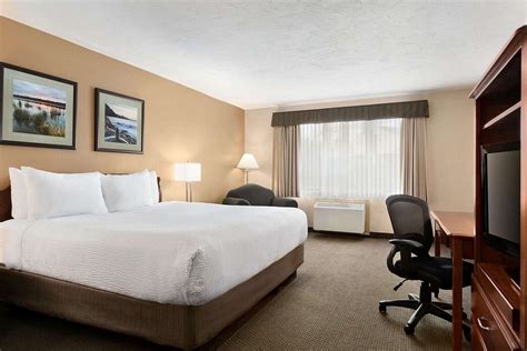 DAYS INN & SUITES BY WYNDHAM MONCTON: Bewertungen, Fotos & Preisvergleich (Kanada) - Tripadvisor