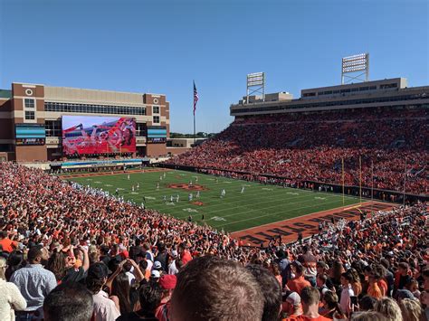 Checking in from T Boone Pickens Stadium for my bye week fix : r/Huskers