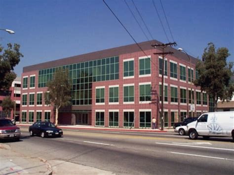 DPSS GLENDALE OFFICE BUILDING - Chase Partners