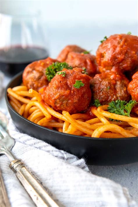 No-Breadcrumb All-Beef Meatballs (Gluten-Free) - Easy Recipe!