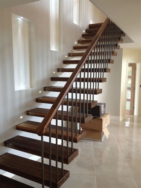 Invisible Wall Side Stringer Stairs Indoor Wood Staircase Design Diy ...