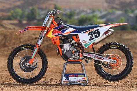 A LOOK AT THE TEAM RED BULL KTM RACE BIKES FOR 2020: THE WRAP - Dirt Bike Magazine