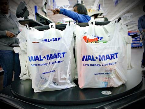 Walmart, Target & CVS Establish Alliance To Replace Plastic Bags