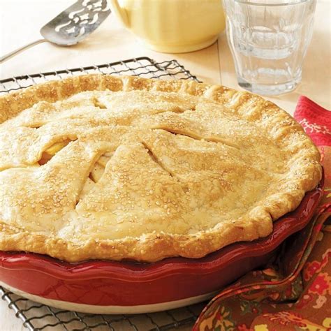 25 Thanksgiving Apple Pie Recipes You'll Love | Taste of Home