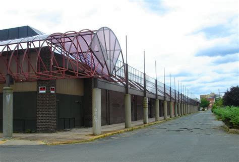 The Caldor Rainbow: Meriden Hub (Mall); Meriden, Connecticut