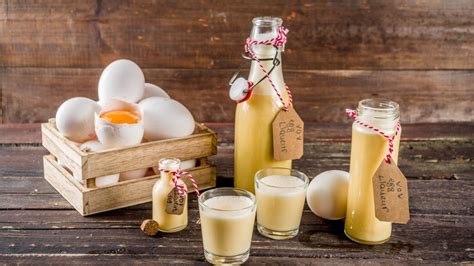 Advocaat - Egg Liqueur | Wine-Searcher