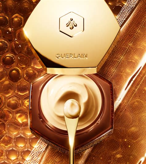 Guerlain Abeille Royale Honey Treatment | LES FAÇONS