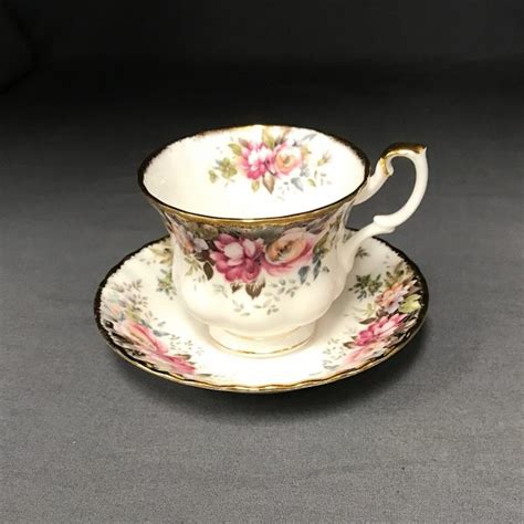 Royal Albert - Autumn Roses - Cup and Saucer - Echo's China