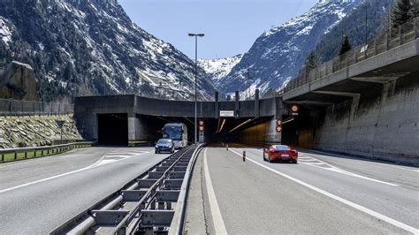 Zwei Tote bei Unfall im Gotthard-Tunnel in der Schweiz