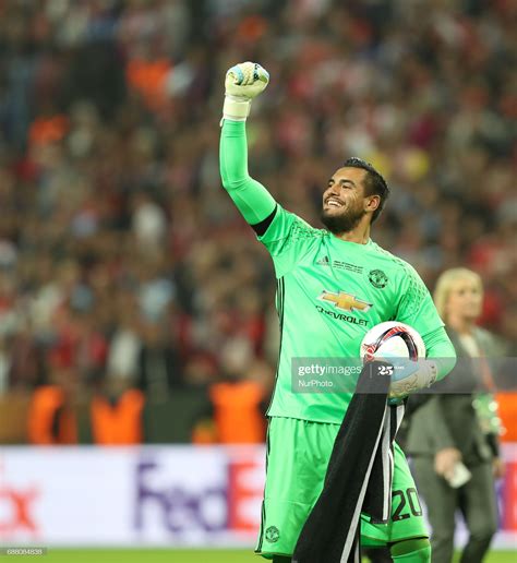 Sergio Romero Match Worn Manchester United Europa League Final Gloves ...