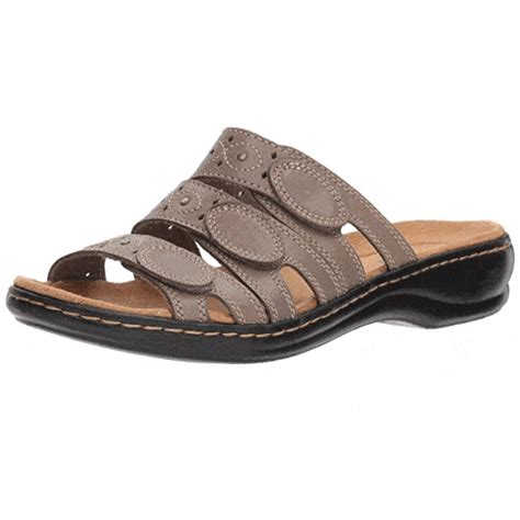 12 Best Walking Sandals for Women 2023 - Most Comfortable Sandals Ever