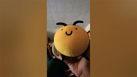 I got a groovy bee plushie today #groovydominoes52 - YouTube