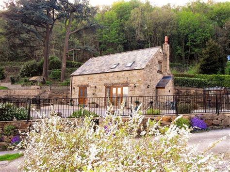 2 bed self Catering Holiday Cottage Derbyshire, serene and beautiful ...