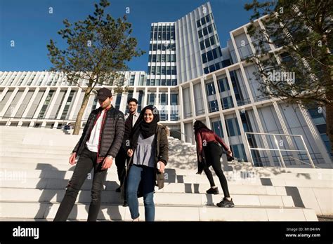 Students on campus of new City of Glasgow College in central Glasgow ...