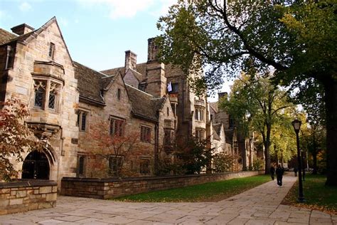 Yale Campus | University building in Yale/New Haven in Fall … | Flickr