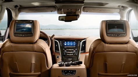 2015 Cadillac Escalade Platinum - Interior | Caricos