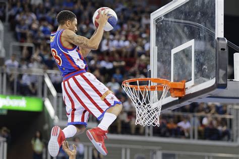 10 Things You May Not Know About the Harlem Globetrotters - History Lists