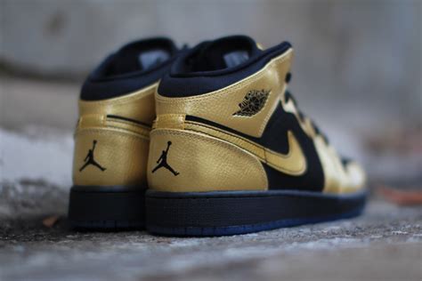 "Metallic Gold Coin" Air Jordan 1 Mids | Sole Collector