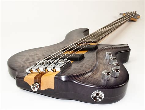 Torzal Guitars — Neck-through Bass