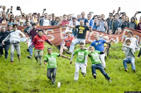 Cheese Rolling Race Looks Like A Dangerous, Smelly Way To Spend The Day | HuffPost Life