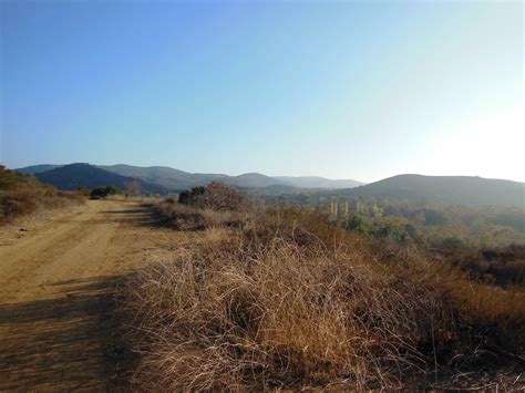 Brian and Ashley's Hiking Blog!: Irvine Regional Park