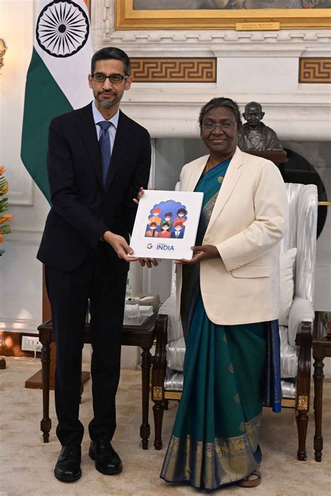 Sundar Pichai on Twitter: "@rashtrapatibhvn Grateful to meet with Madam President and discuss ...