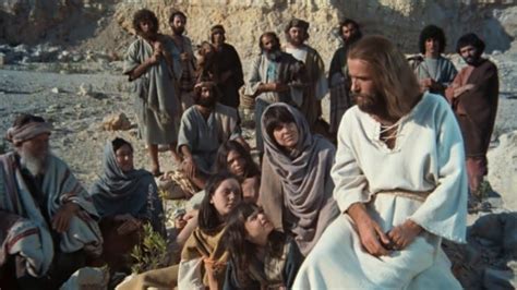 3 Lessons on Prayer from the Parables of Jesus - Jesus Film Project