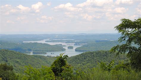 Clinch Mountain Lookout at Thorn Hill, Tenn. | Southern life, Travel images, Outdoor