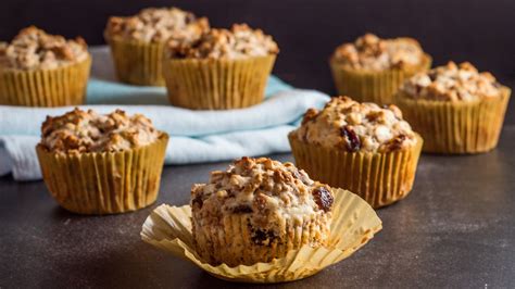 Raisin Bran Muffins {Easy Breakfast Cereal Muffins} | Bake It With Love