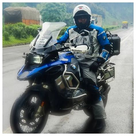 Tamil actor Ajith Kumar sets off for a world tour on his BMW R 1200 GS