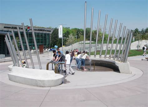 The Hydraulophone: An Instrument Played by Flowing Water - Spinditty